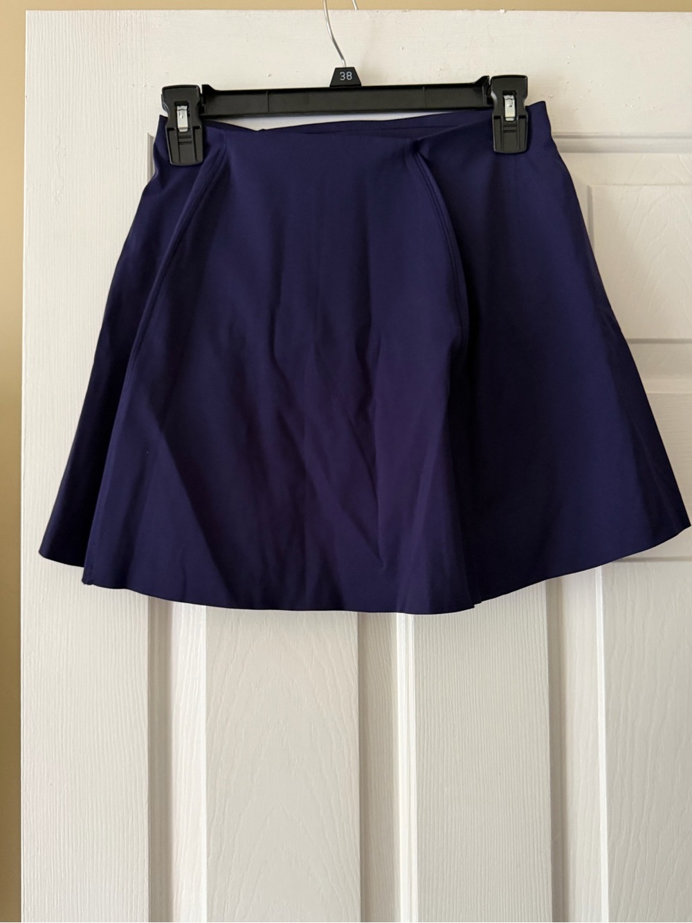 Spanx Boost Up Athletic Skort in navy, size small - Picture 5 of 6